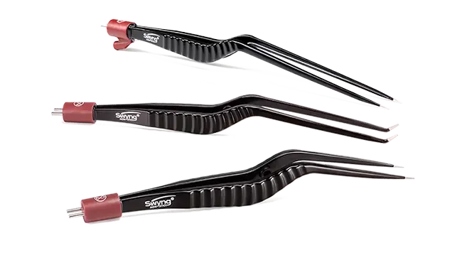 Three Swyng® non-stick bipolar forceps in black design with red connector plug, laterally positioned, in different lengths.