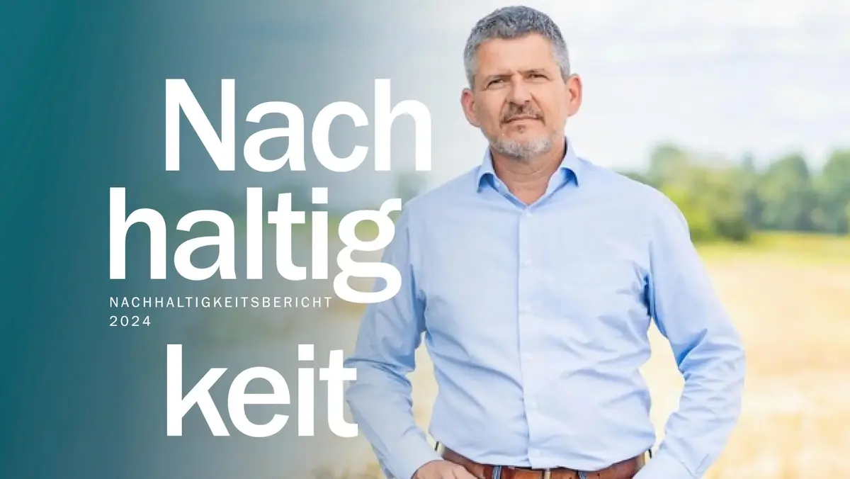 Titelbild des Sutter Nachhaltigkeitsberichts 2024. Im Vordergrund steht eine Person in hellblauem Hemd und Jeans vor einer natürlichen Landschaft. Links sind große weiße Schriftzüge „Nachhaltigkeit“, „Präzision, Nachhaltigkeit und Kultur“ sowie das Sutter-Logo mit dem Zusatz „Precision Electrosurgery“ zu sehen.