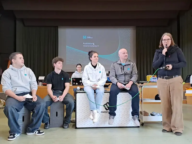 Sutter Medizintechnik stellt Ausbildung bei Schulveranstaltung vor