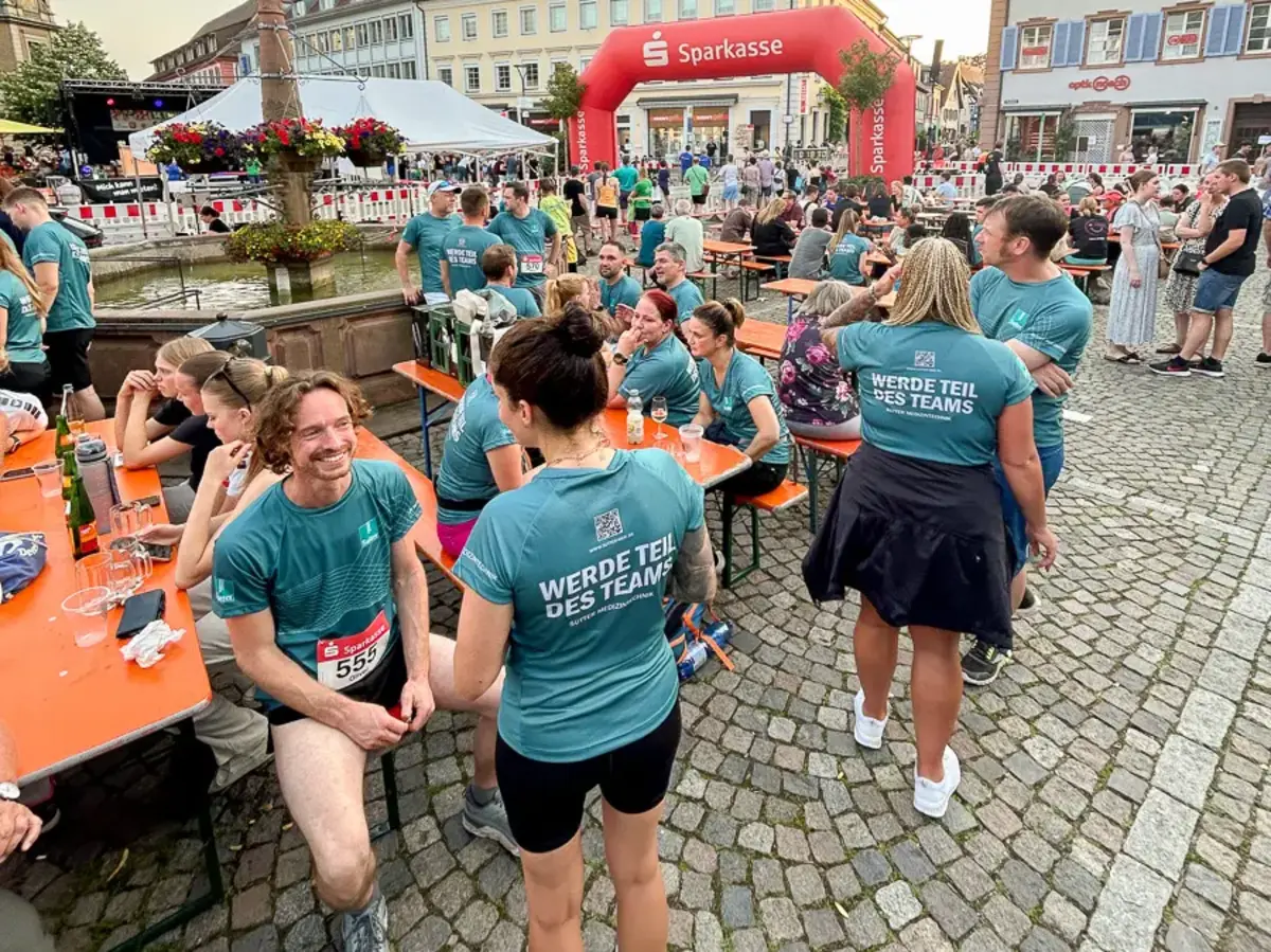 Members of the Sutter team in the finish area at the Emmendingen City Run 2024.