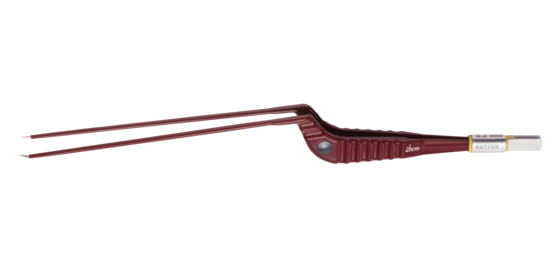 Rote SuperGliss non-stick bipolare Pinzette ELP mit langer, abgewinkelter Form auf weißem Hintergrund