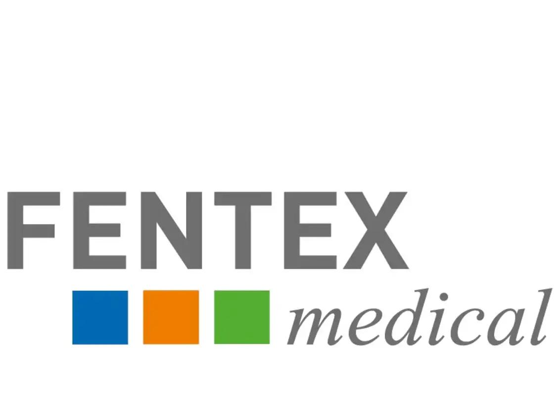 Logo der Firma FENTEX medical mit farbigen Quadraten in Blau, Orange und Grün unter dem Schriftzug.