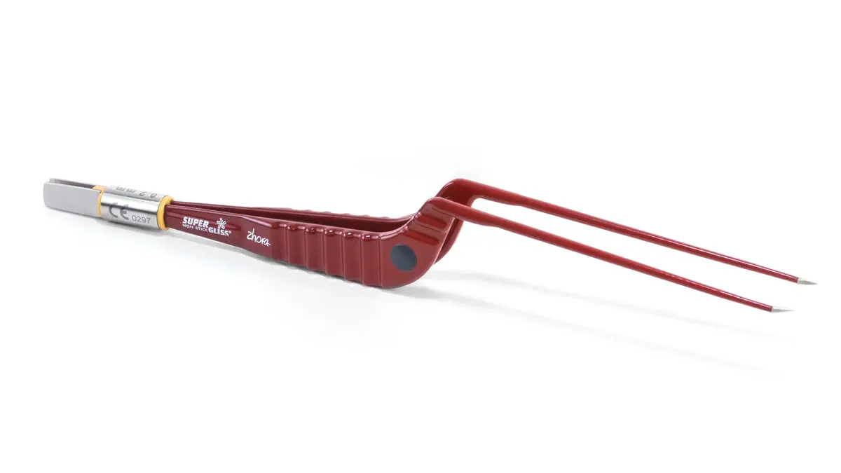 Rote SuperGliss non-stick zhora bipolare Pinzette mit gebogener Form auf weißem Hintergrund