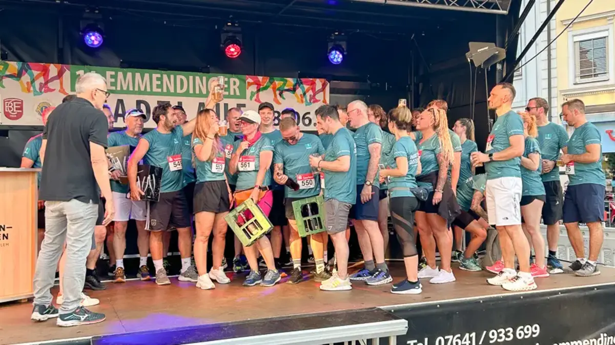 Sutter team on stage at the Emmendingen City Run 2024 after the race.