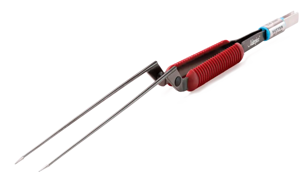 Masterpiece™ non-stick bipolare Pinzette mit rotem Griffbereich und gerader Spitze vor weißem Hintergrund.